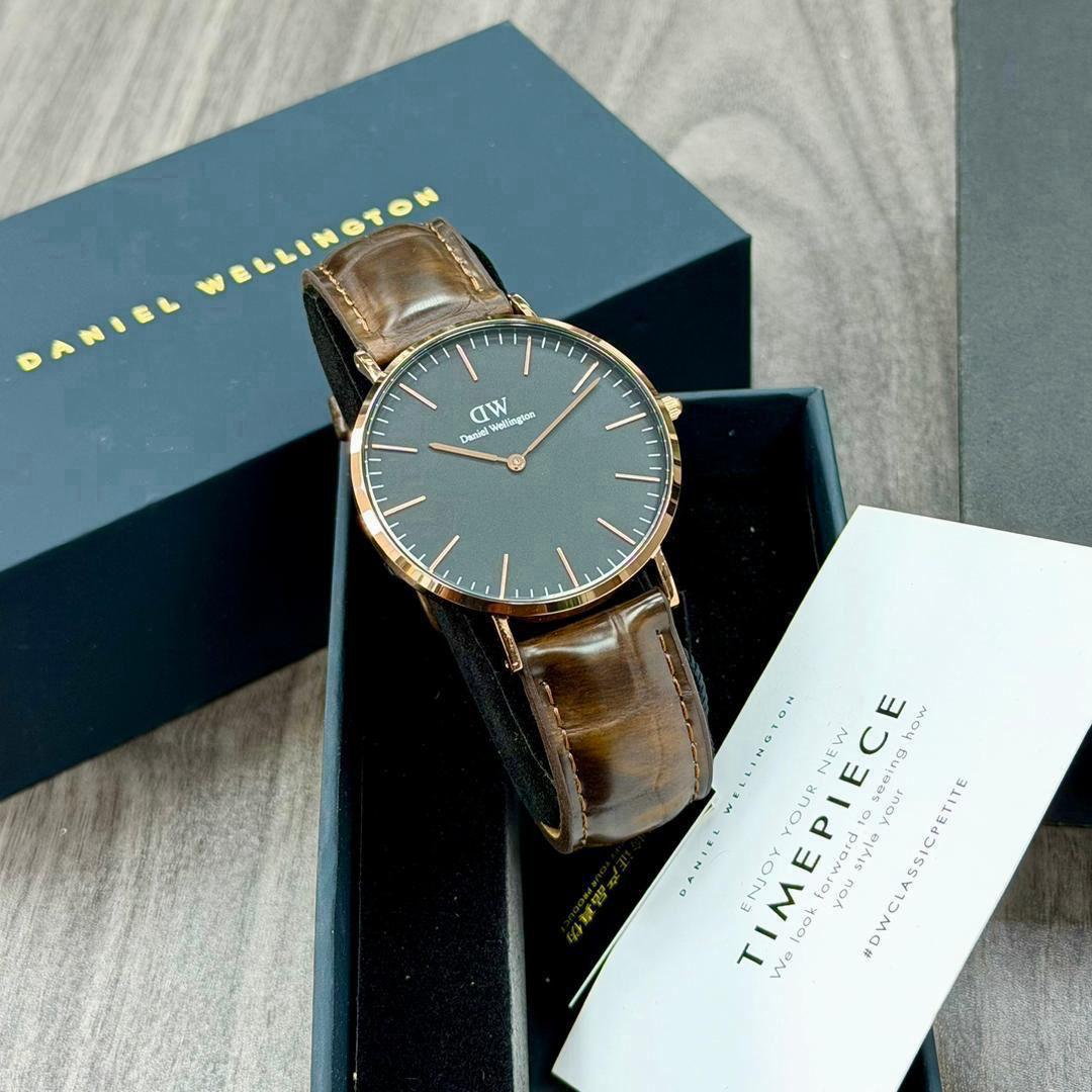 DW Petite Noir Or & Cognac
